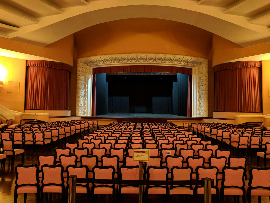 The haunted theatre
