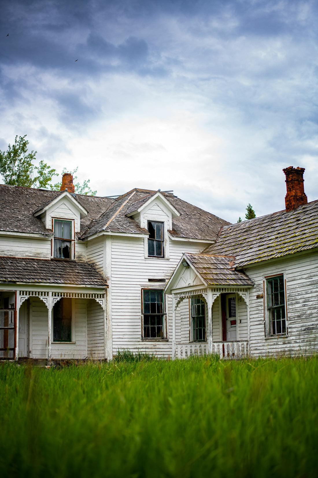 The old house on Blackwood Lane